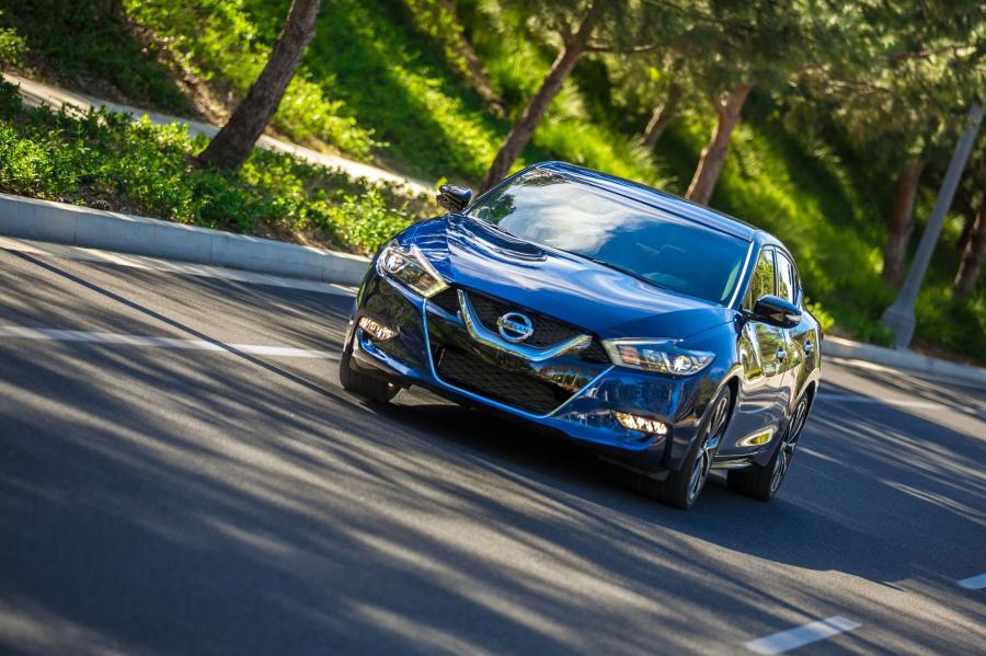  Nissan Maxima 2015 года  (фото 6 из 60)